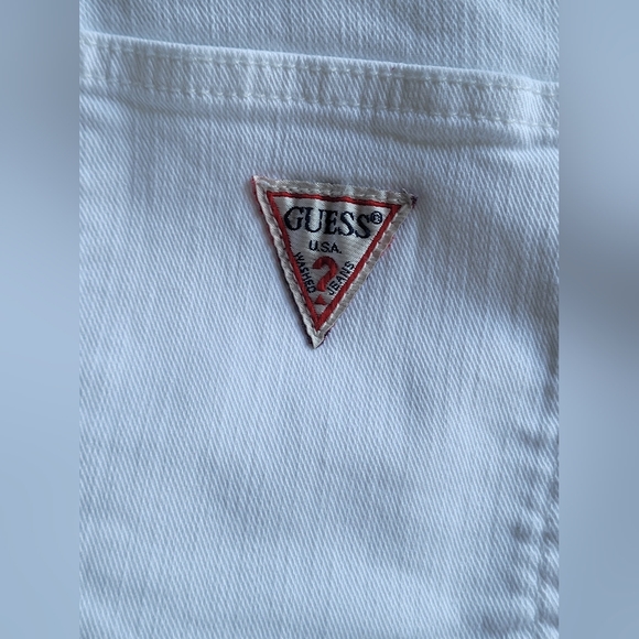 Guess white skinny jeans in size 23. - Picture 5 of 8